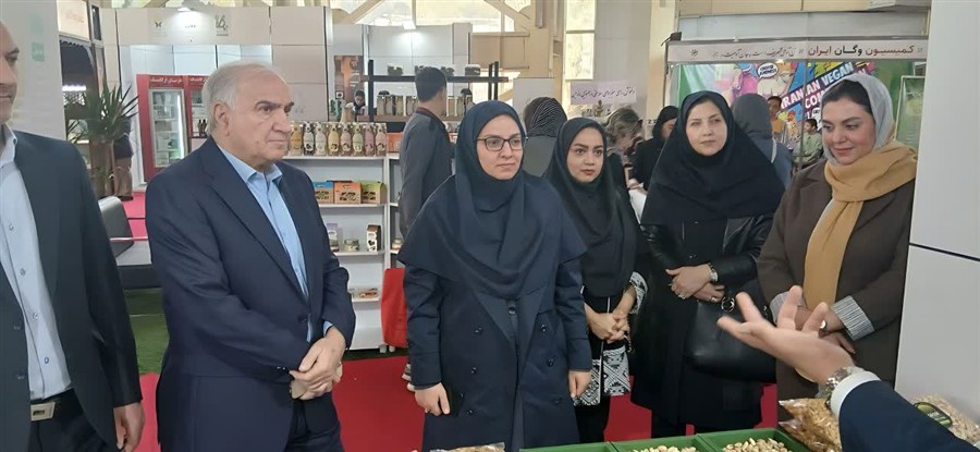 بازدید رئیس سازمان حفظ نباتات از چهاردهمین نما ...