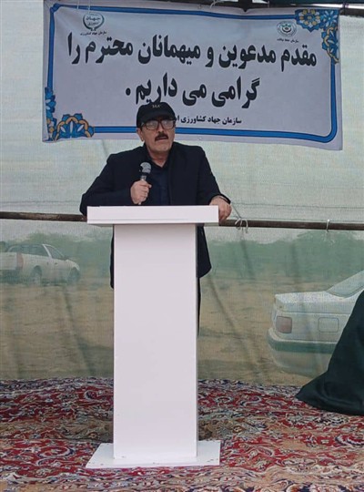 هجوم ملخ صحرایی محتمل است/ ایران با توان كامل به استقبال تهدید می‌رود