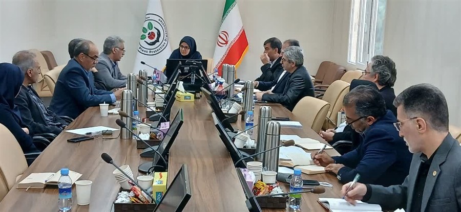 نشست بررسی كارایی برخی علف‌كش‌ها در باغات كشور ...